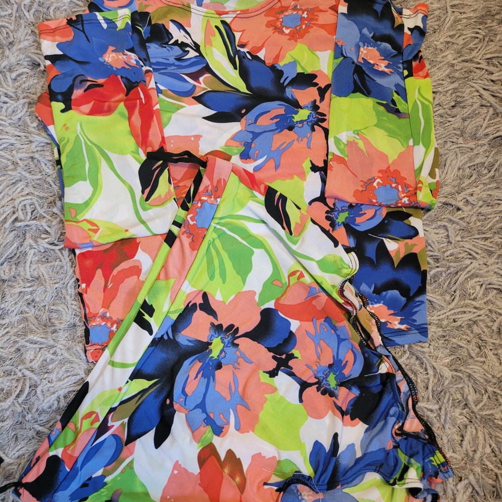 Vibrant Floral Kids Rashguard Set - Picture 6 of 10